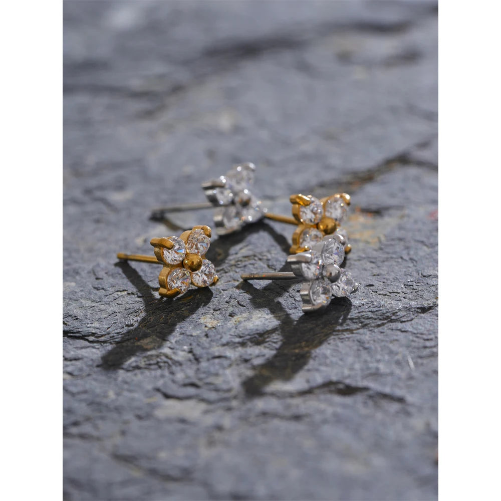 Spark Bloom Stud Earrings