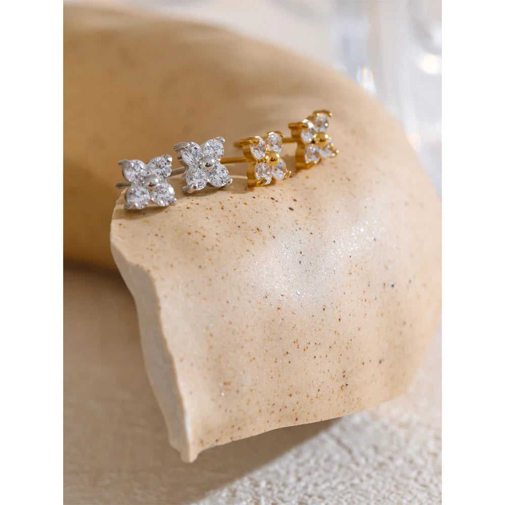 Spark Bloom Stud Earrings