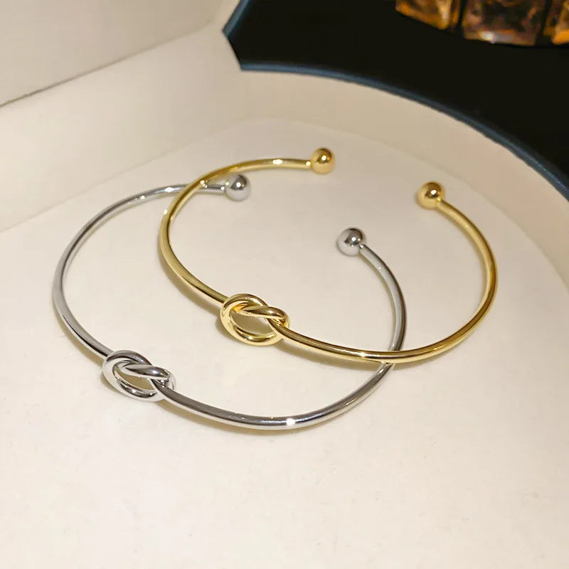 Street Twist Bracelet