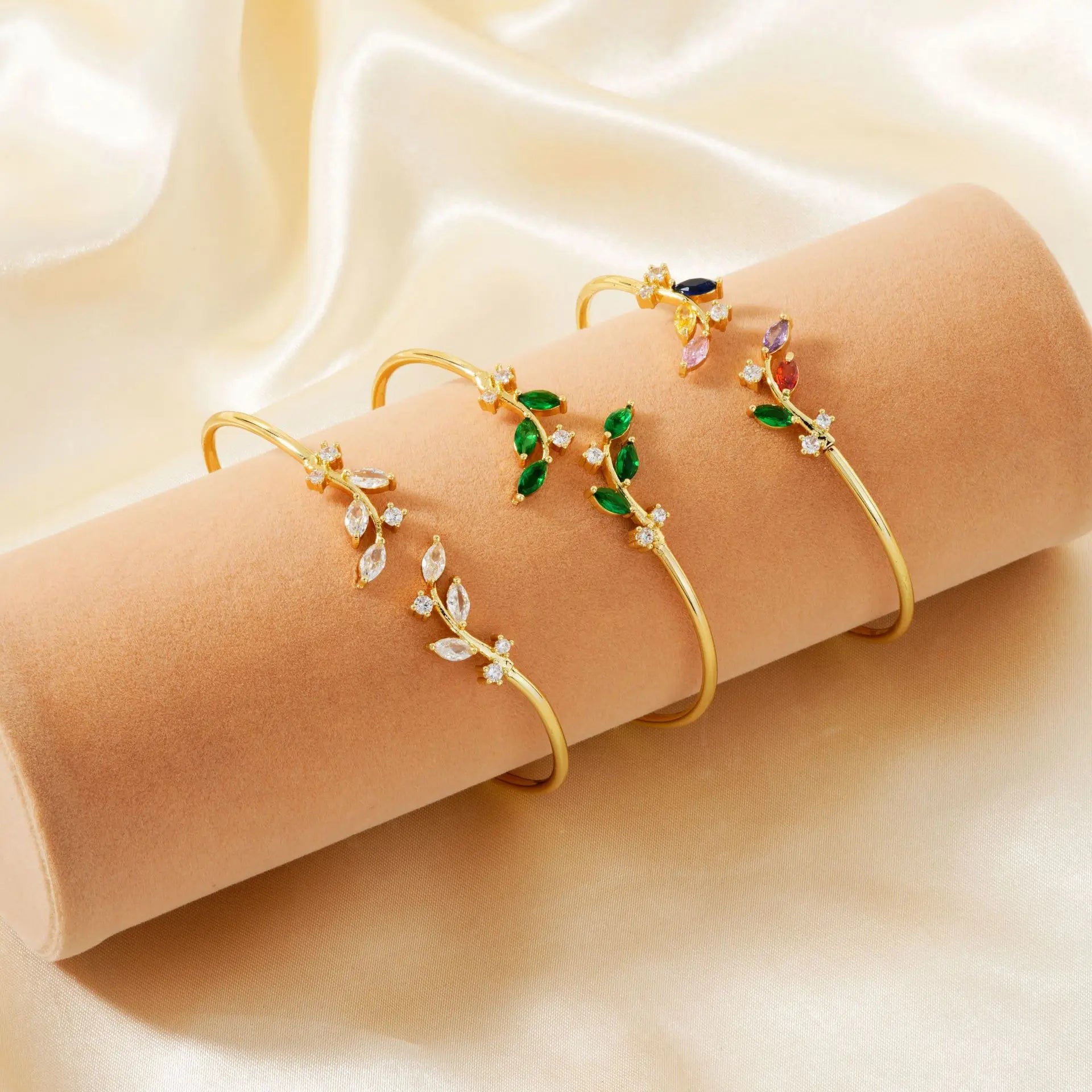 Floral Zircon Steel Bangle