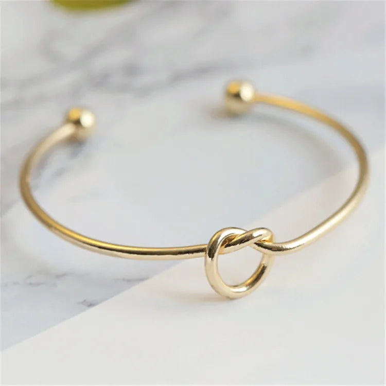 Street Twist Bracelet