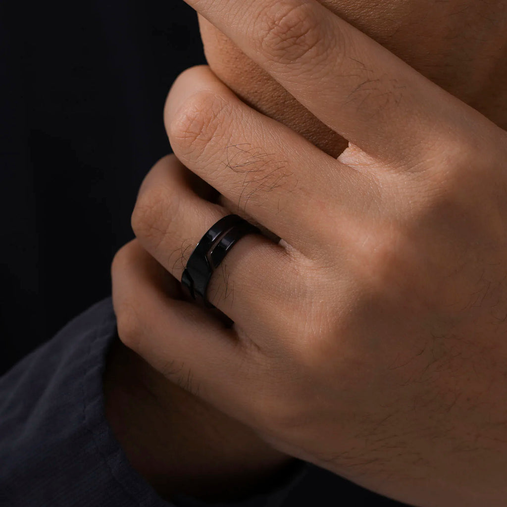 Minimal Geometric Steel Ring