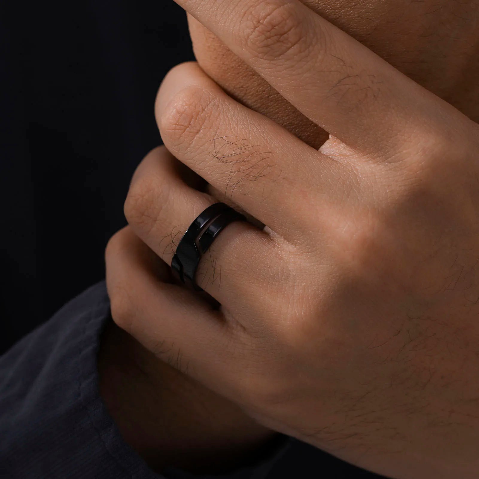 Minimal Geometric Steel Ring